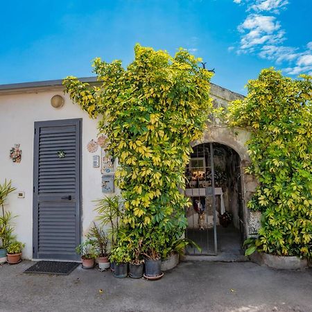 Nives Bed & Breakfast Pompei Exterior foto